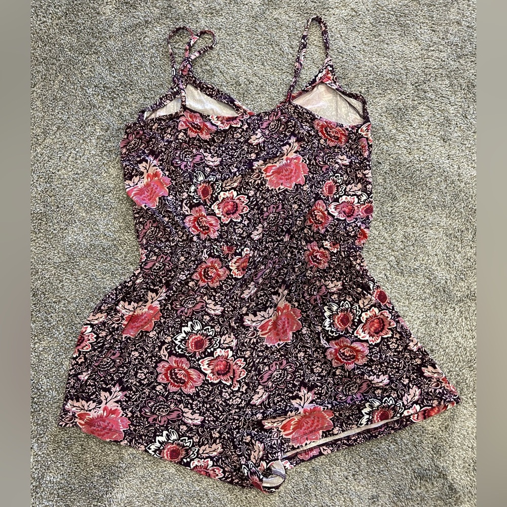 Romper - Picture 3 of 3